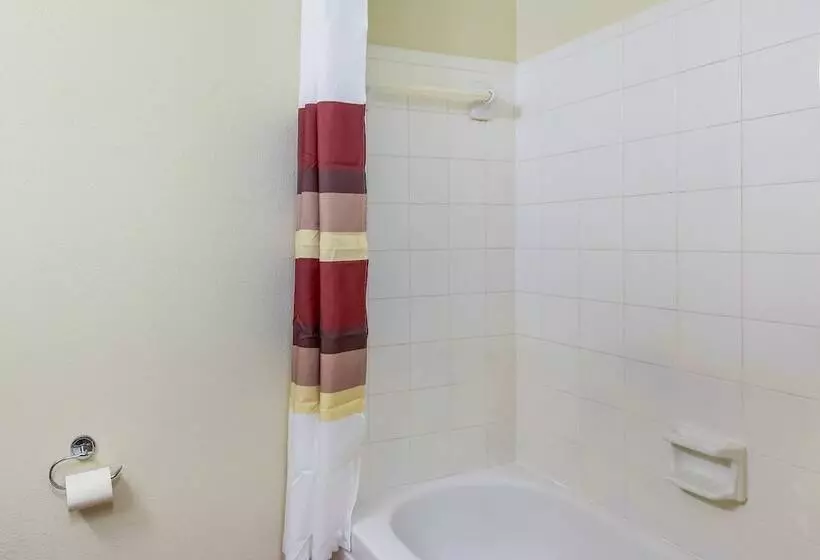 فندق Hometowne Studios By Red Roof Dallas   North Addison   Tollway