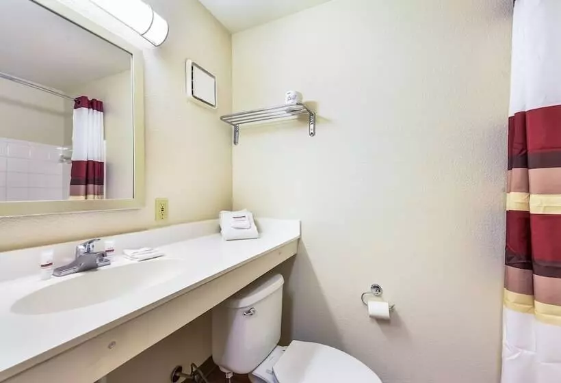 فندق Hometowne Studios By Red Roof Dallas   North Addison   Tollway