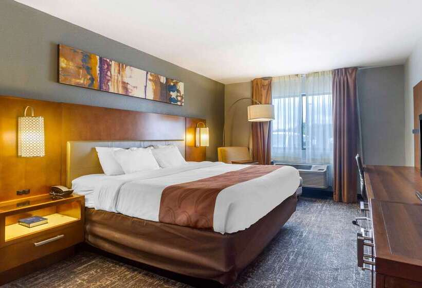 בית מלון כפרי Quality Inn