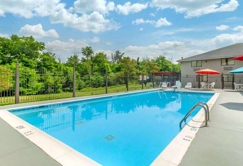 בית מלון כפרי Quality Inn