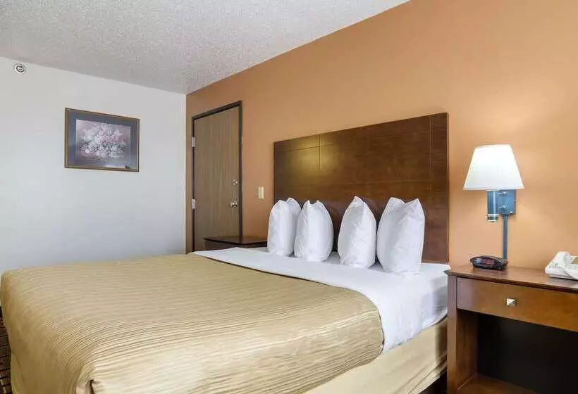 فندق Quality Inn Osceola