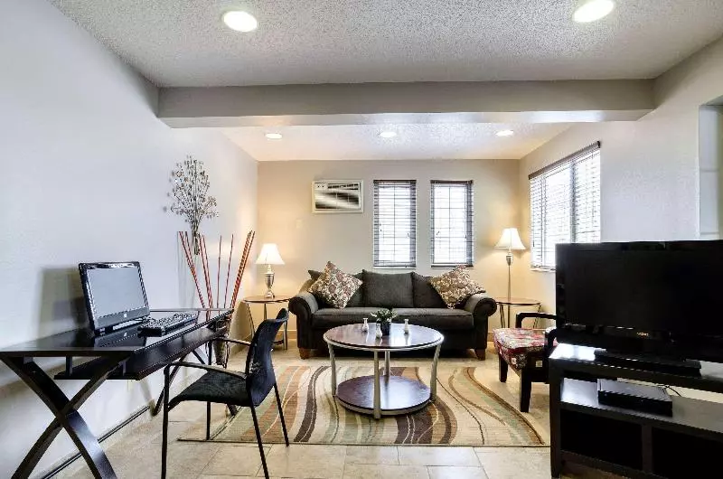 فندق Quality Inn Osceola