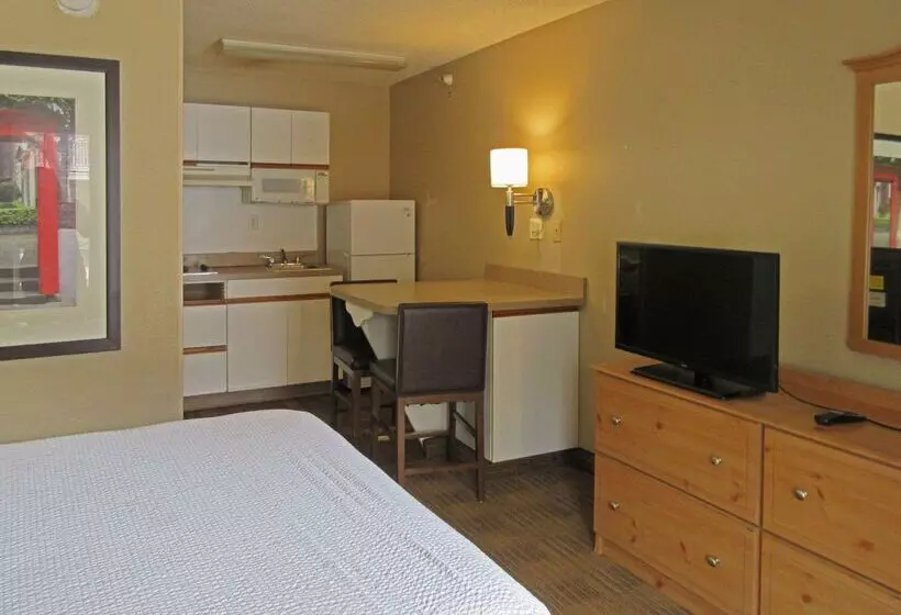 هتل Suburban Studios Raleigh   Crabtree Valley