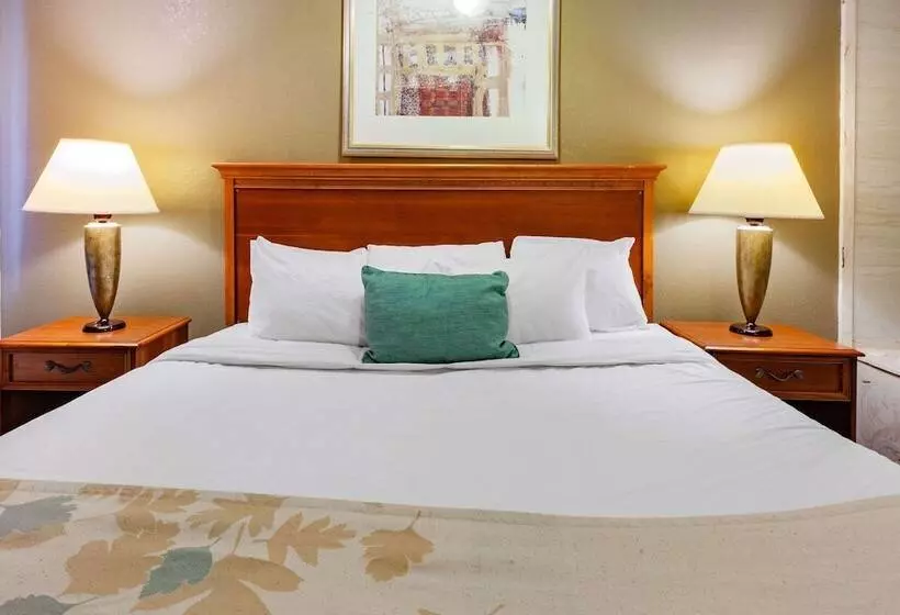 酒店 Travelodge By Wyndham Monroe