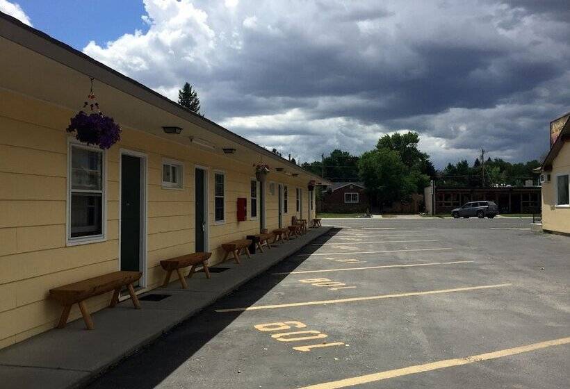 فندق على الطريق A Western Rose