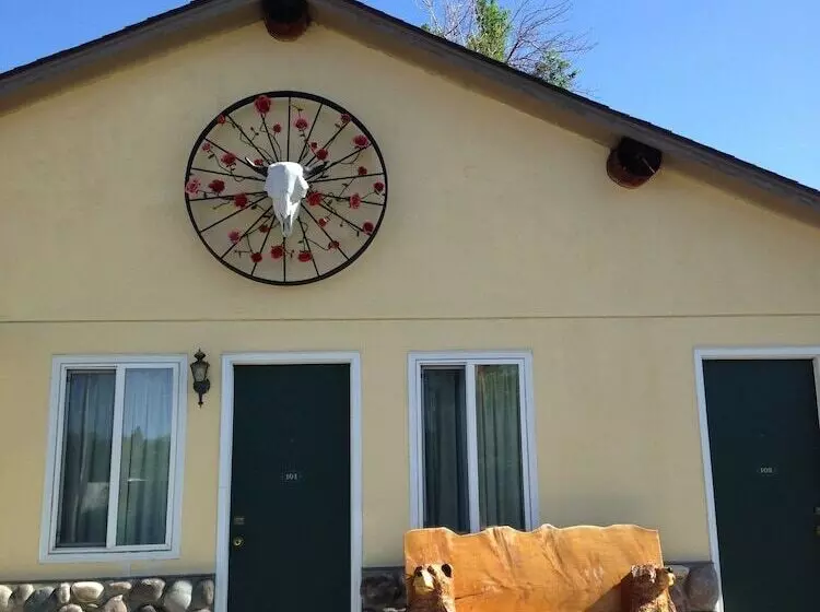 מוטל A Western Rose