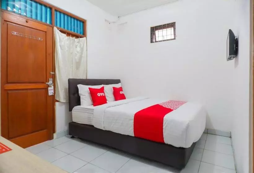 Hotelli Oyo 1880 Ambassador Residence