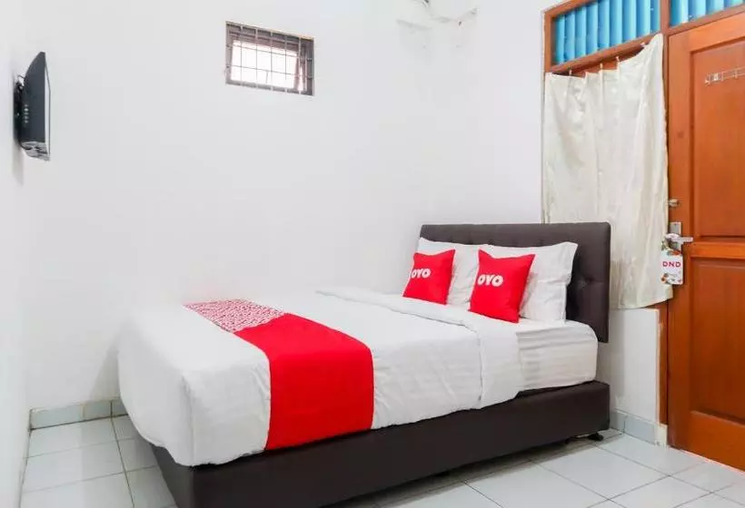 Hotelli Oyo 1880 Ambassador Residence