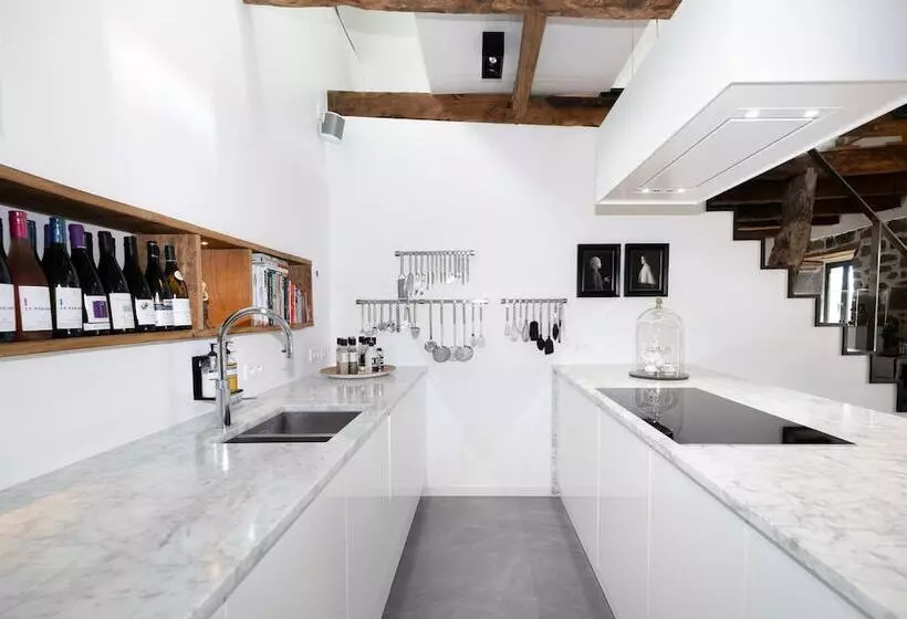 Bed and Breakfast Maison De La Bonne Vie