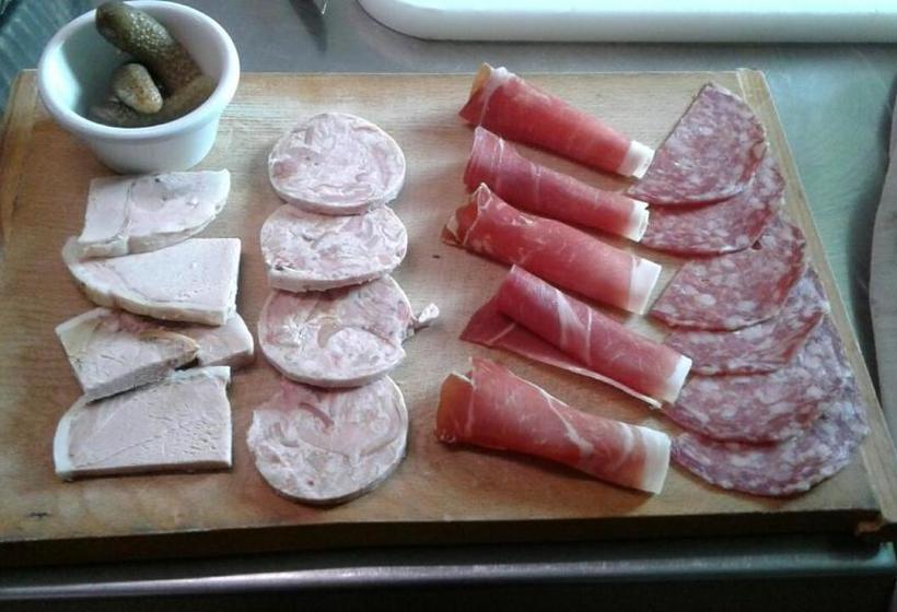 ホテル Auberge Du Relais D'auniac