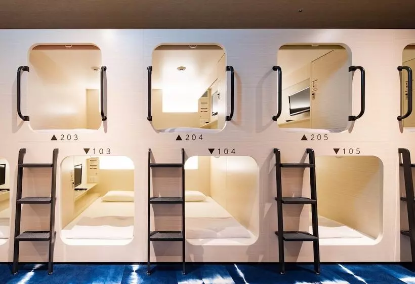 Hotel Càpsula Uneru