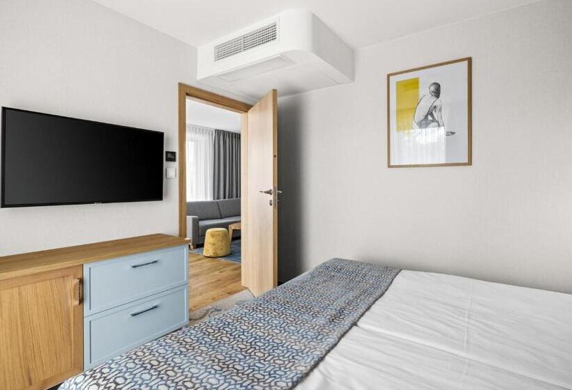 هتل Maloves Resort & Spa