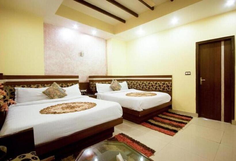 Hotel Shivdev International
