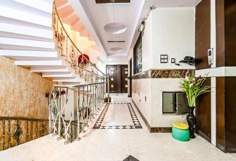 Hotel Shivdev International