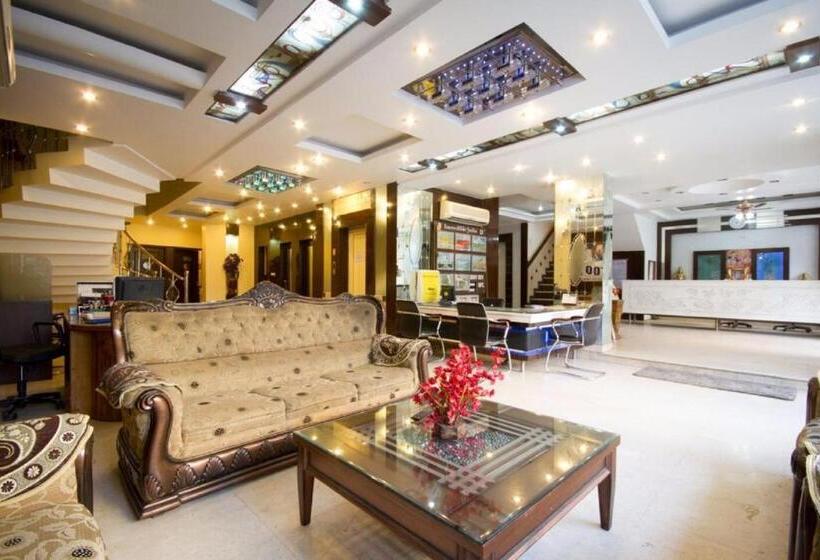 Hotel Shivdev International