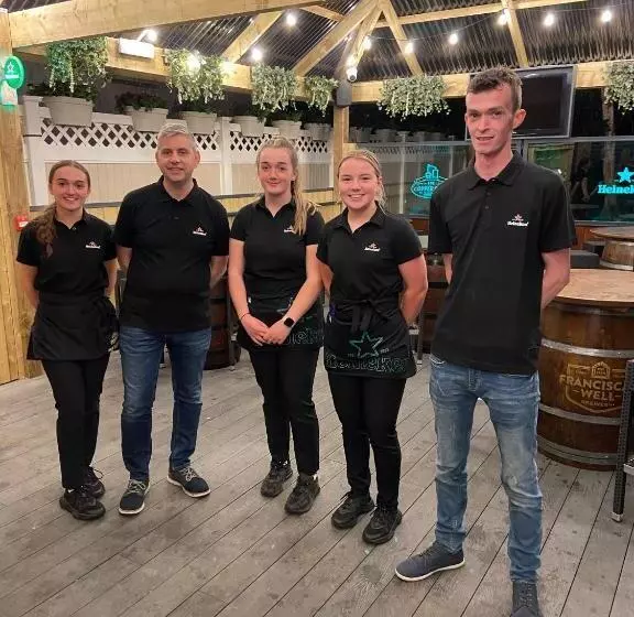 Hotelli The Copper Still Bar