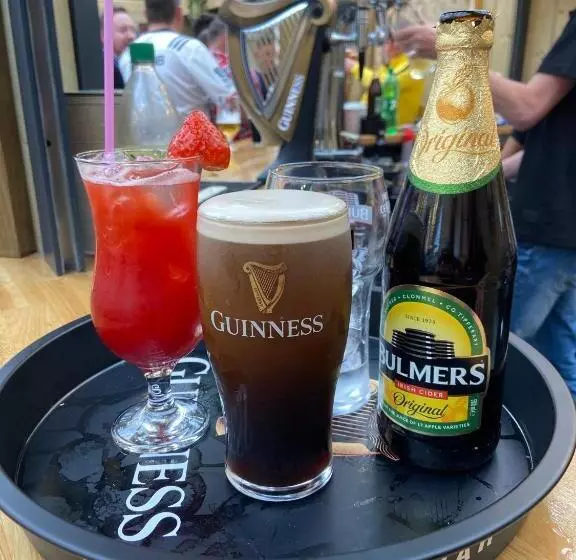 Hotelli The Copper Still Bar