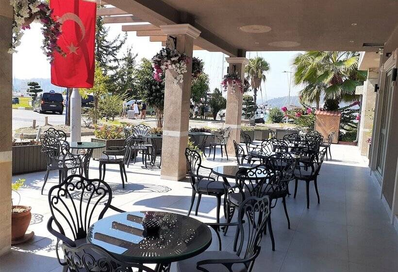 فندق Marina Bay Göcek