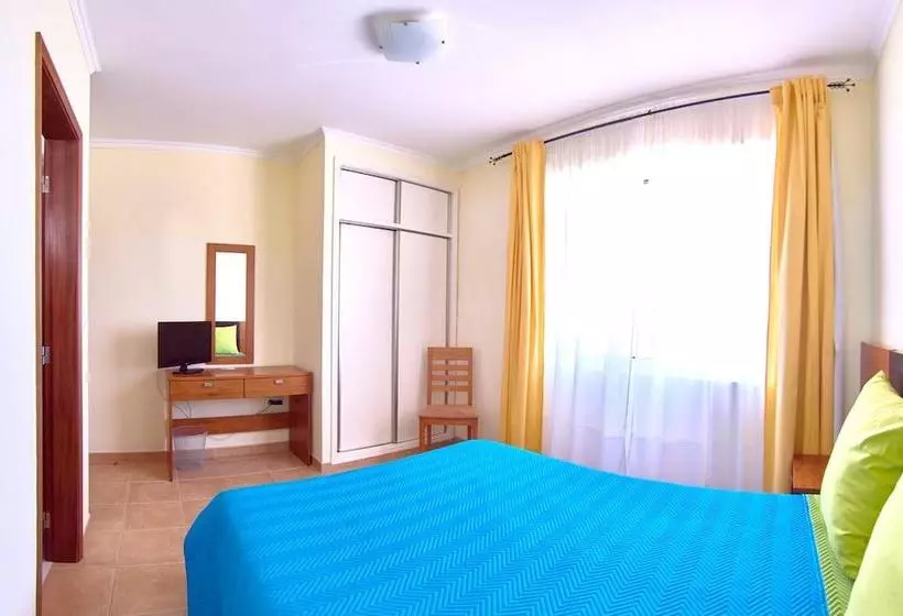 Charming Apartment With Sea View In Lajes Do Pico 37 M²