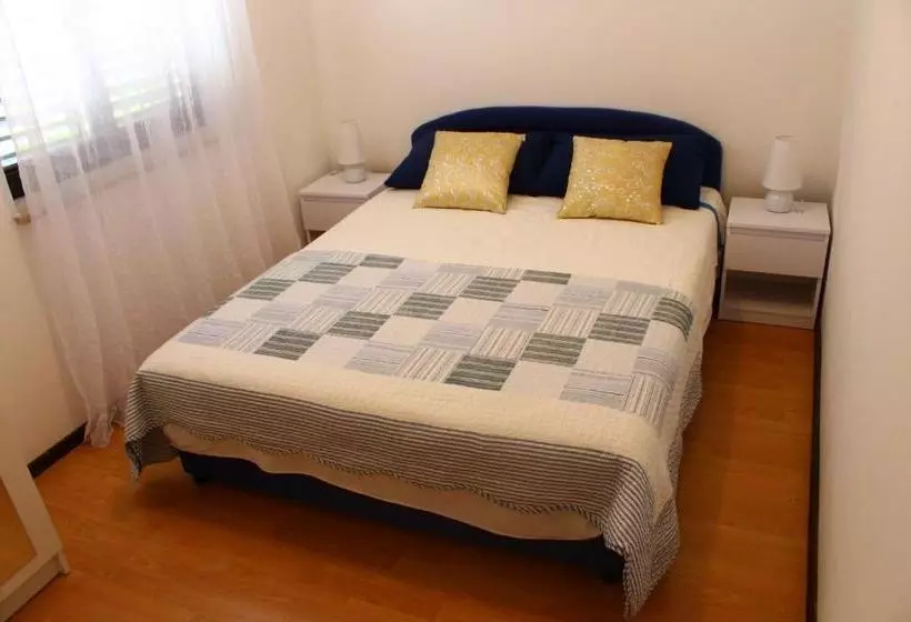 Apartment Arna