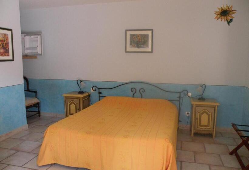 住宿加早餐 Domaine Les Gendalis