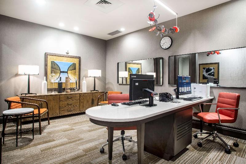 فندق Homewood Suites By Hilton Salina Downtown