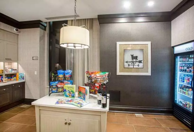 ホテル Homewood Suites By Hilton Salina Downtown