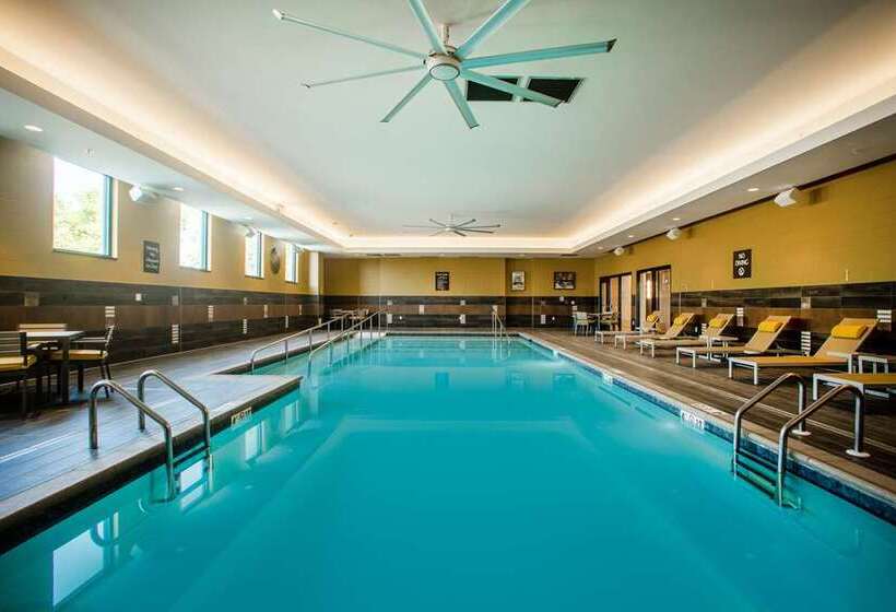 فندق Homewood Suites By Hilton Salina Downtown