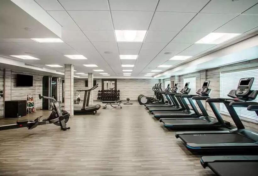 ホテル Homewood Suites By Hilton Salina Downtown