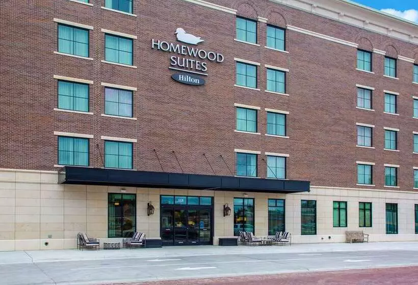 ホテル Homewood Suites By Hilton Salina Downtown