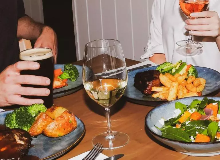 Australian Hotel Motel Yass