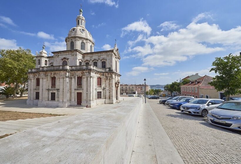 Belém Light Filled Apartment, By Timecooler