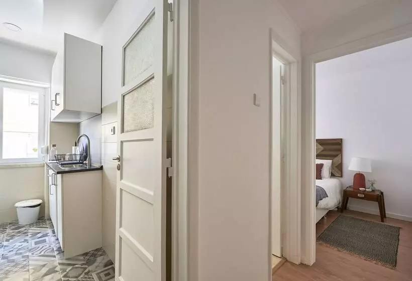 Belém Light Filled Apartment, By Timecooler