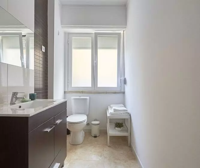 Belém Light Filled Apartment, By Timecooler