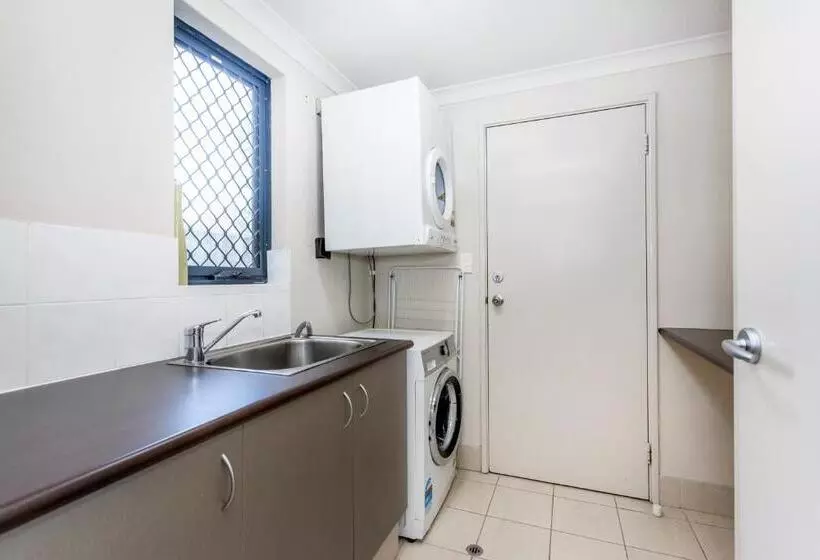 Coode Street Townhouse