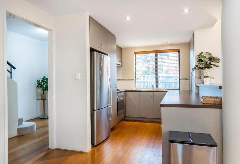 Coode Street Townhouse