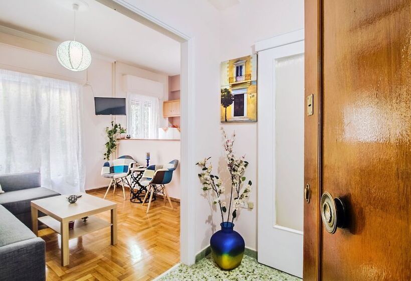 Elegant And Renovated Flat In Dafni