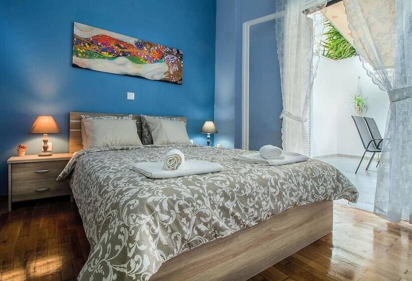 Elegant And Renovated Flat In Dafni