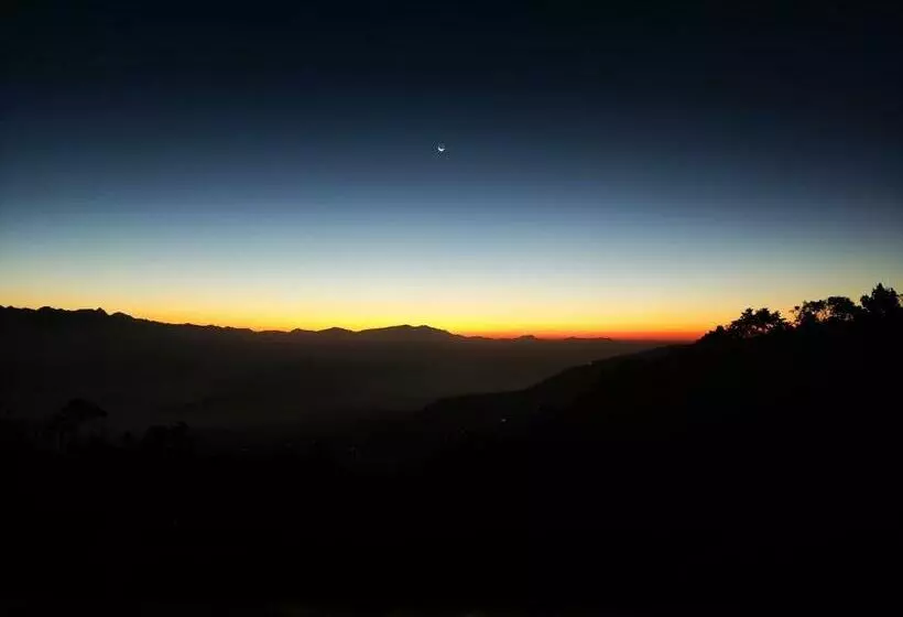 هتل Everest Window View