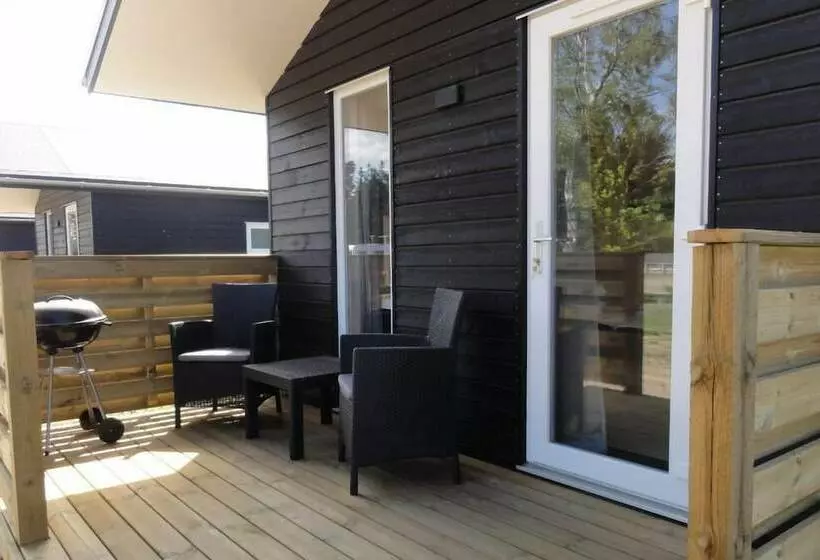 Hotelli Tornby Strand Camping Rooms