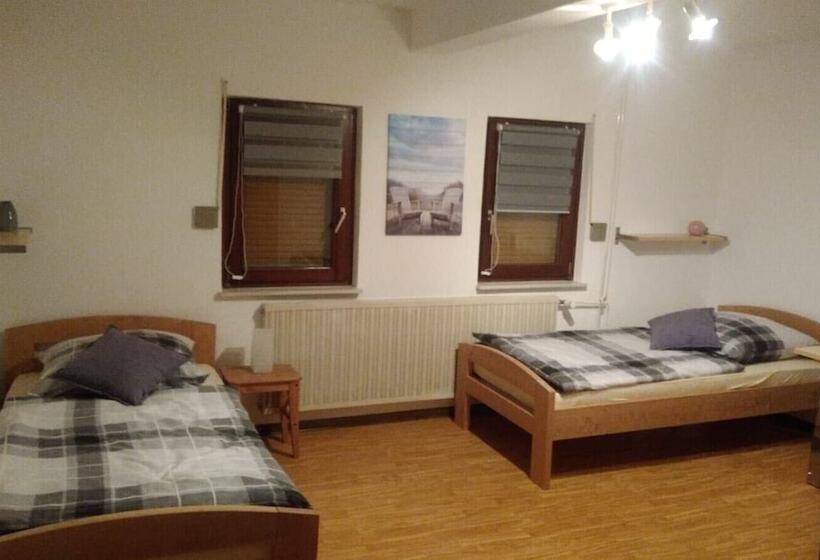 Klein Und Fein  Garbenteich