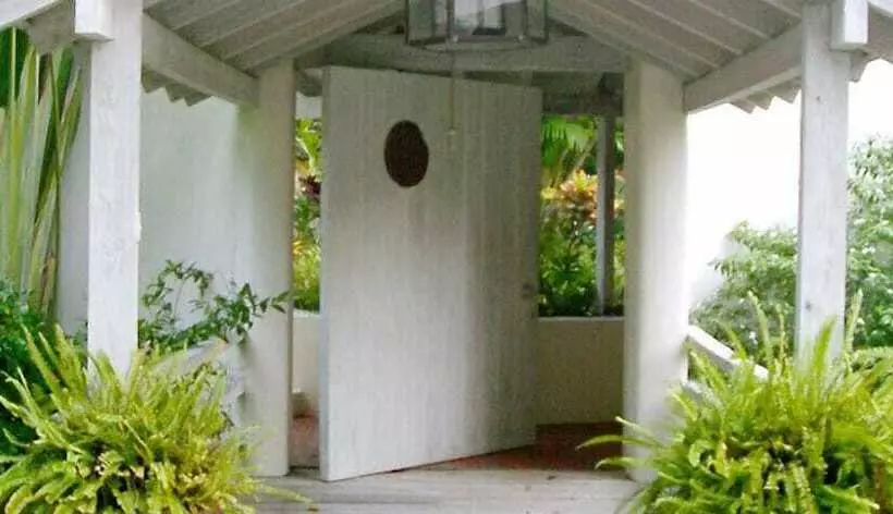 Landmark House & Cottage