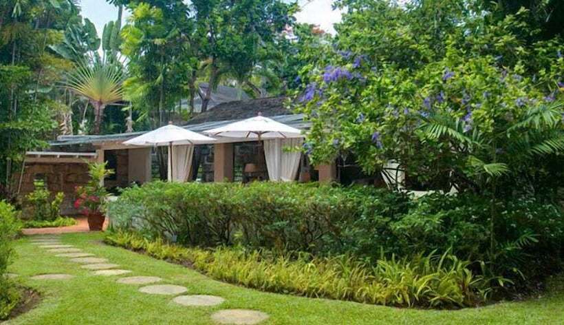 Landmark House & Cottage