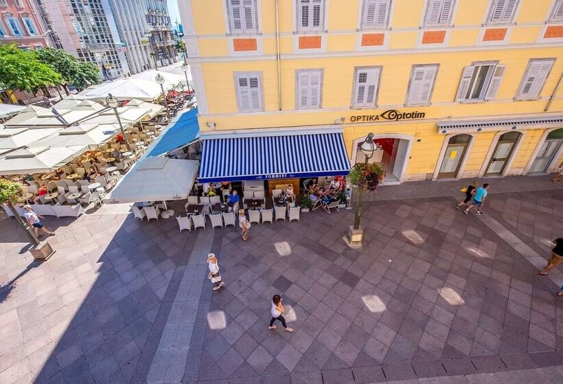 Main Street Apartments