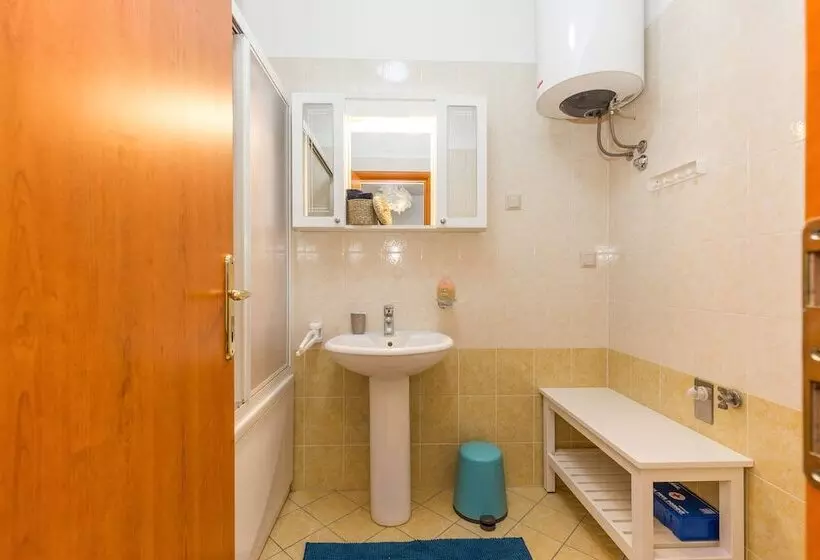 Main Street Apartments