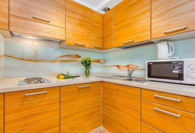 Main Street Apartments