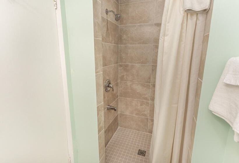 فندق على الطريق Haven Inn