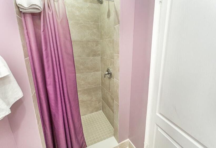 فندق على الطريق Haven Inn