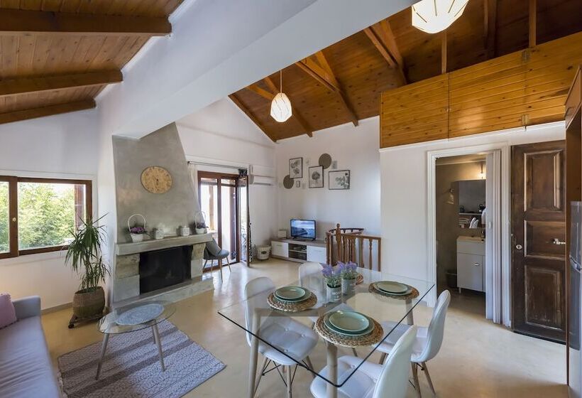 Seaside Heaven   Sunset Views Close To The Beach