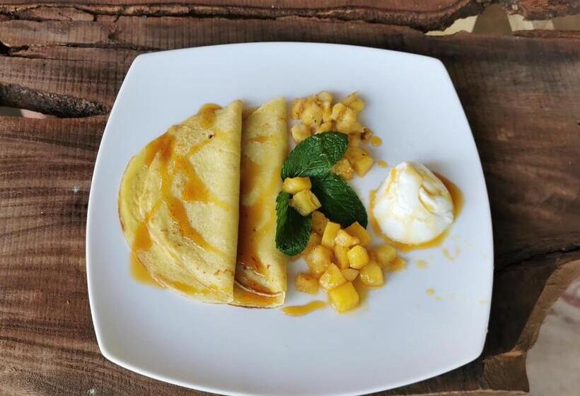 בית מלון כפרי Turtle Bay Beach Resort